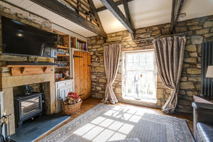 Photo 19- click for photo gallery